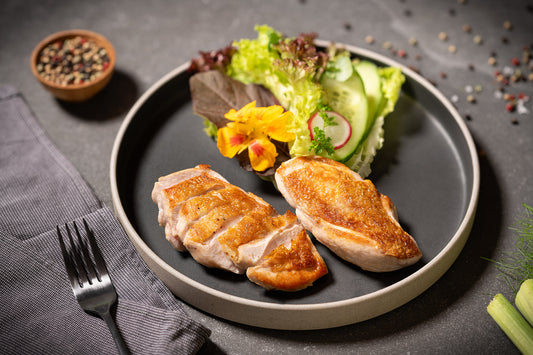 Bio-Hähnchenbrustfilet mit Haut, ohne Knochen