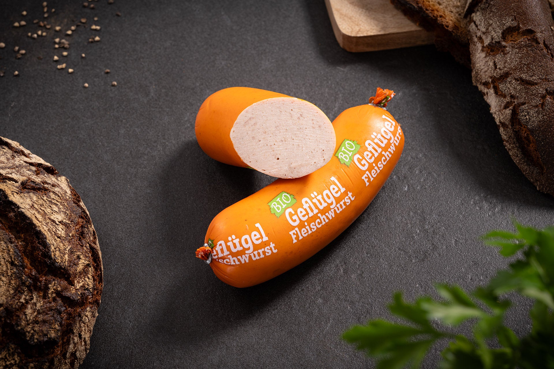 Bio-Putenfleischwurst am Stück – Freiländer Bio Geflügel GmbH Bio-Putenfleischwurst am Stück – Freiländer Bio Geflügel GmbH