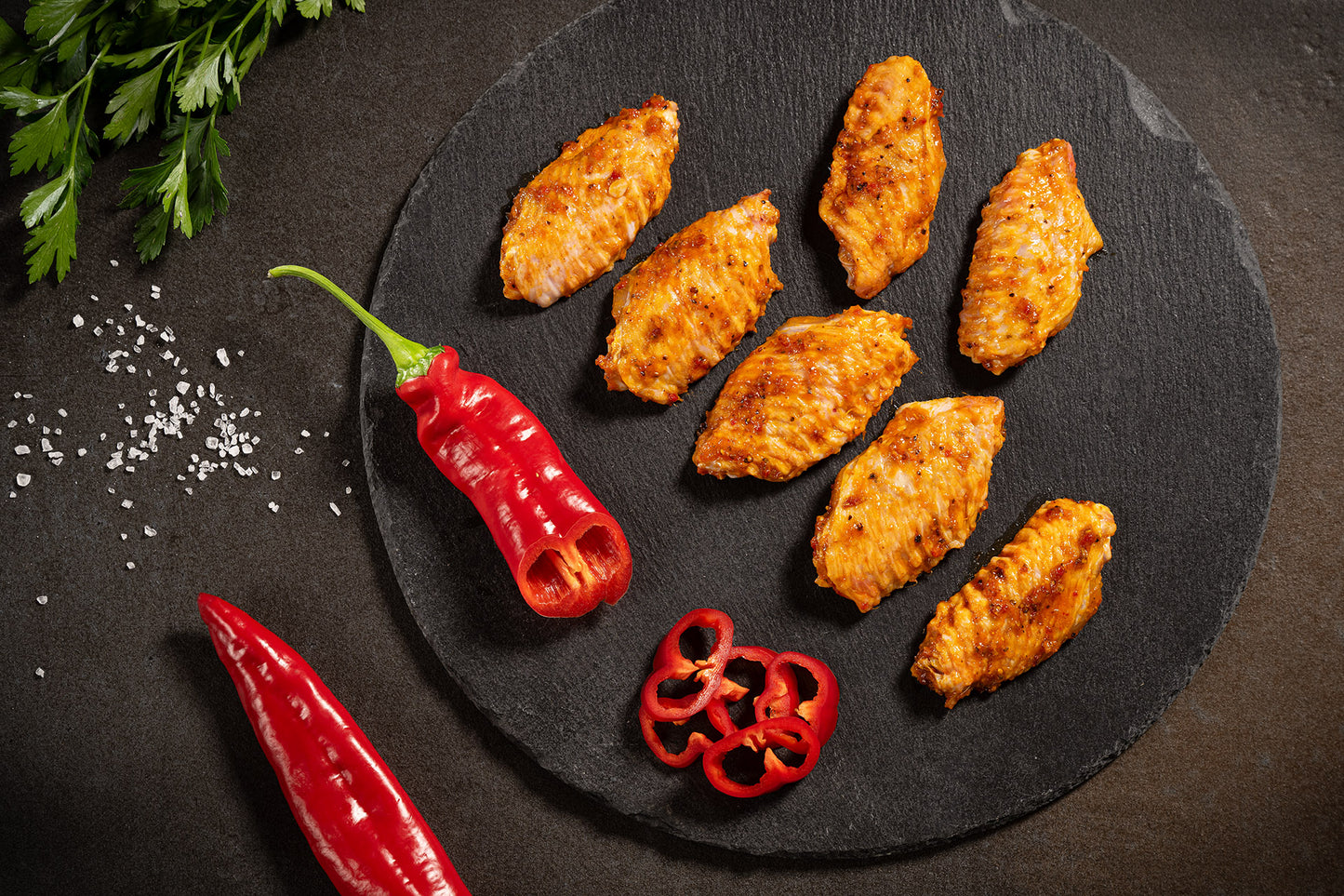 Bio-Hähnchenflügelkeulen – Hot Wings, mariniert